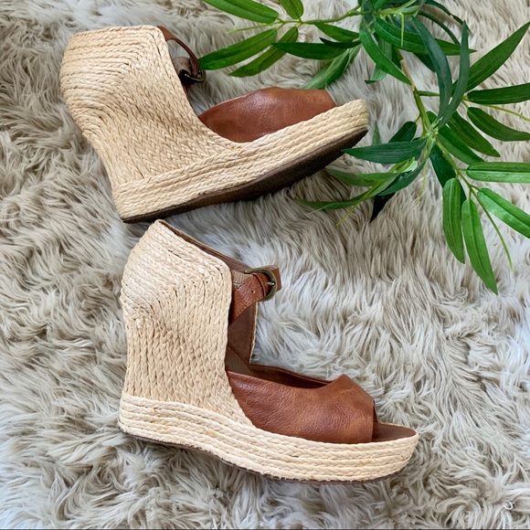 Matisse Shoes - 🌸2/$30- MATISSE, Platform Sandal